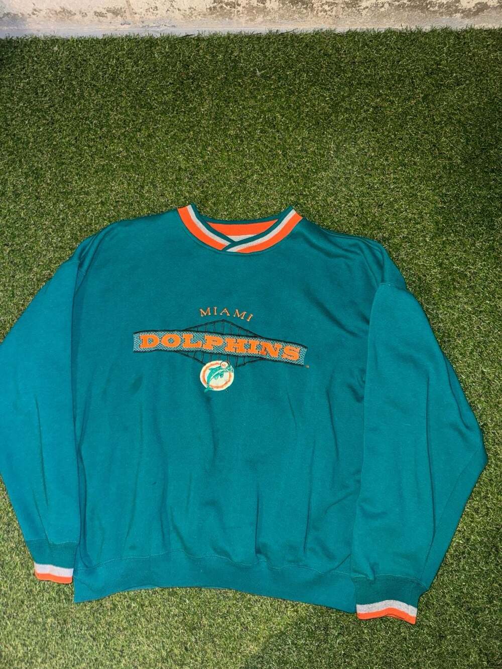 Starter Miami Dolphins Sweatshirt Size XL Vintage NFL Crewneck